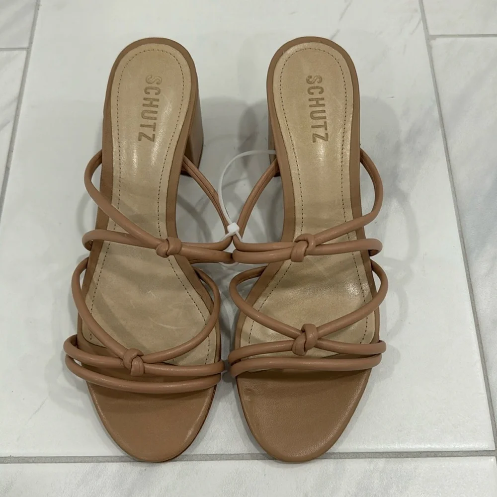 NEW! Schutz Princey Straps Sandal - Size 7 👠
